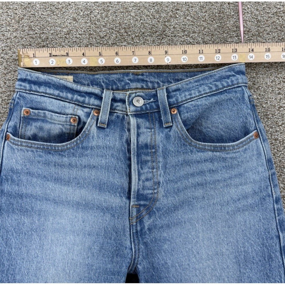 Levi's Premium 501 Jeans Women's 26 Blue Hollow Days Light Wash Stretch Denim - Picture 9 of 12